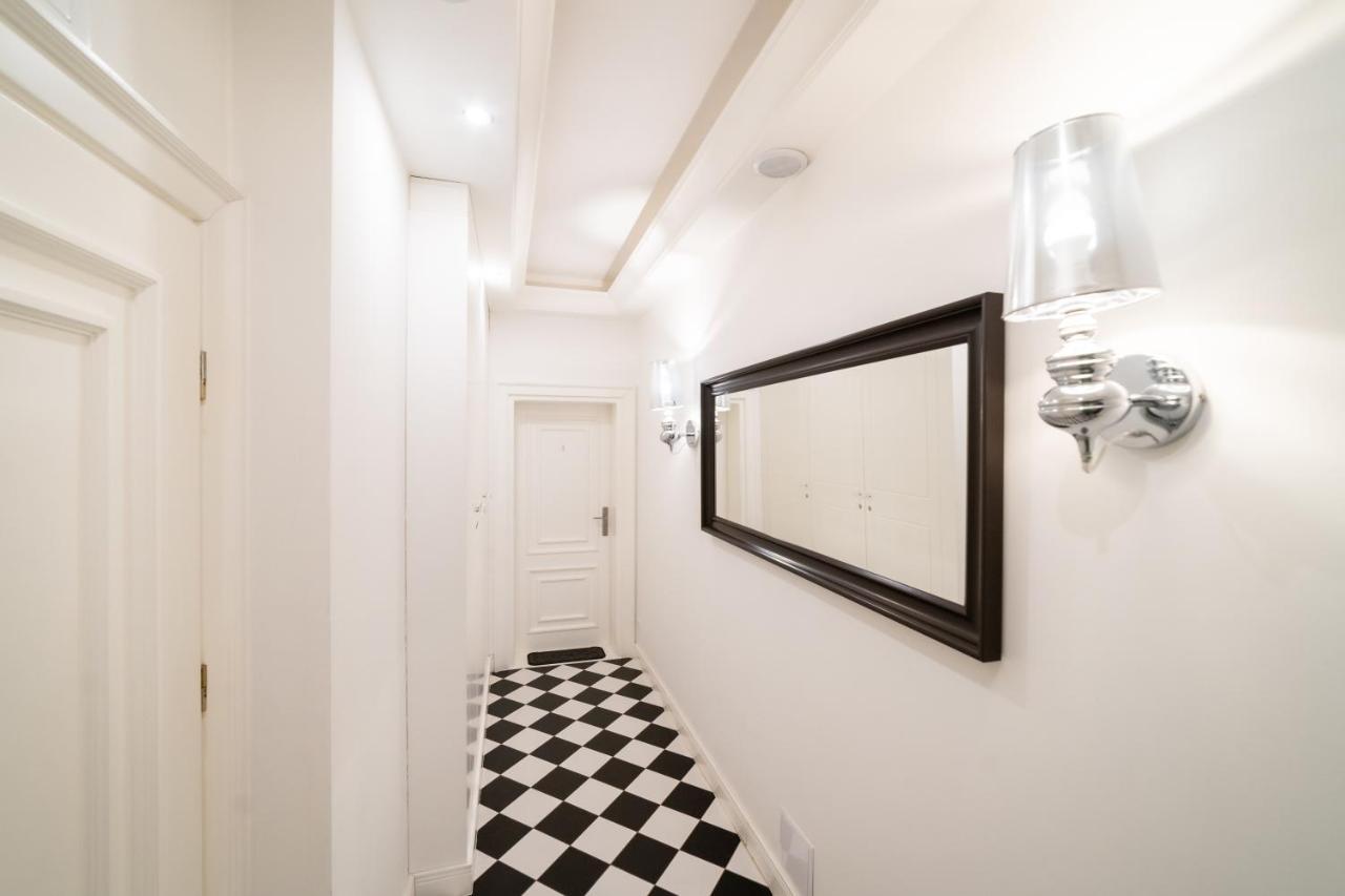 Apartamenty Pod Zegarem Mikołajki Eksteriør bilde